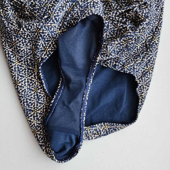 NipTuck Joanne Foil Twist Front Tummy Control One Piece Swimsuit Navy Blue - Picture 8 of 13